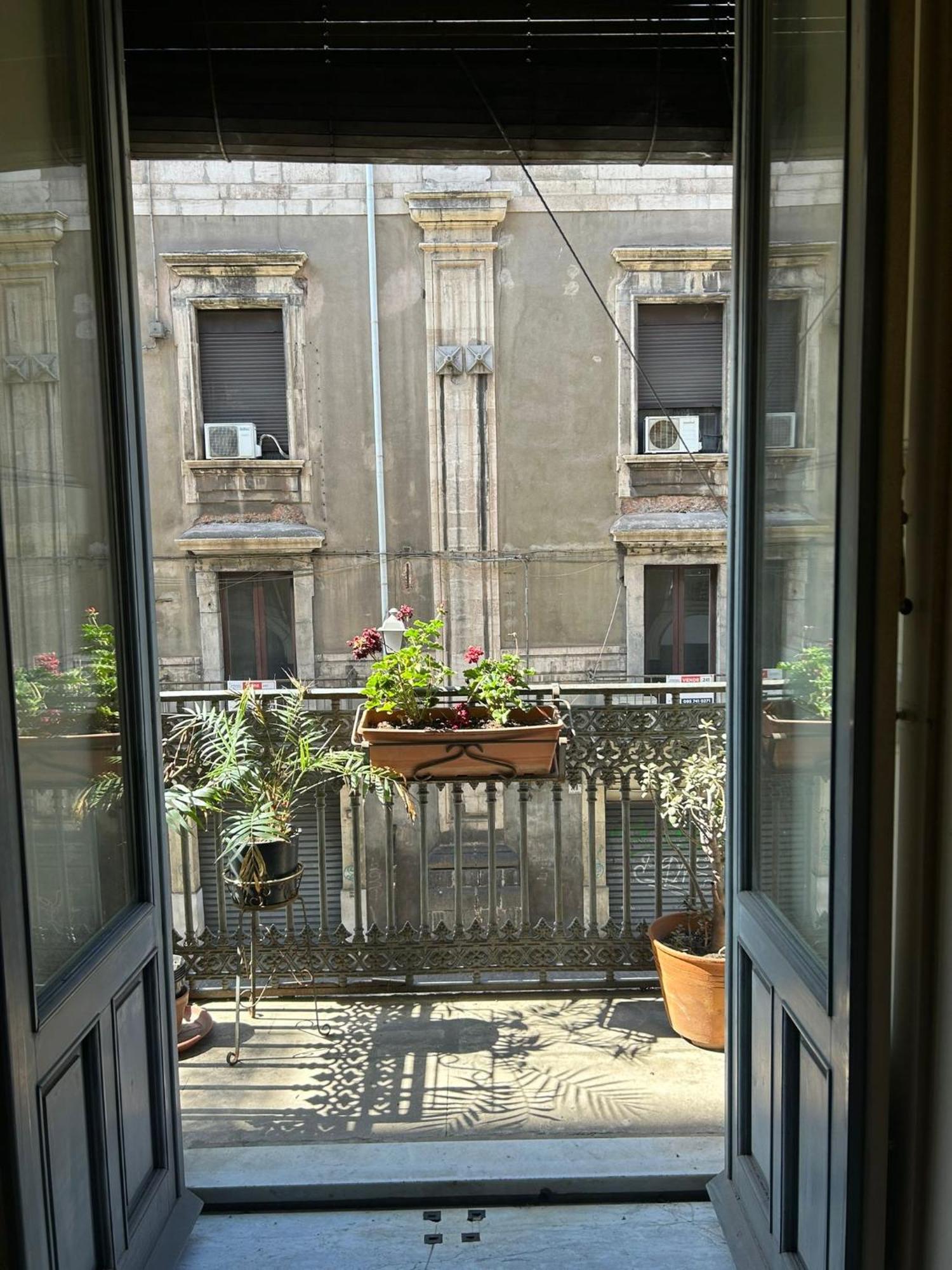 Bed and Breakfast Bed And Books CTA Exterior foto