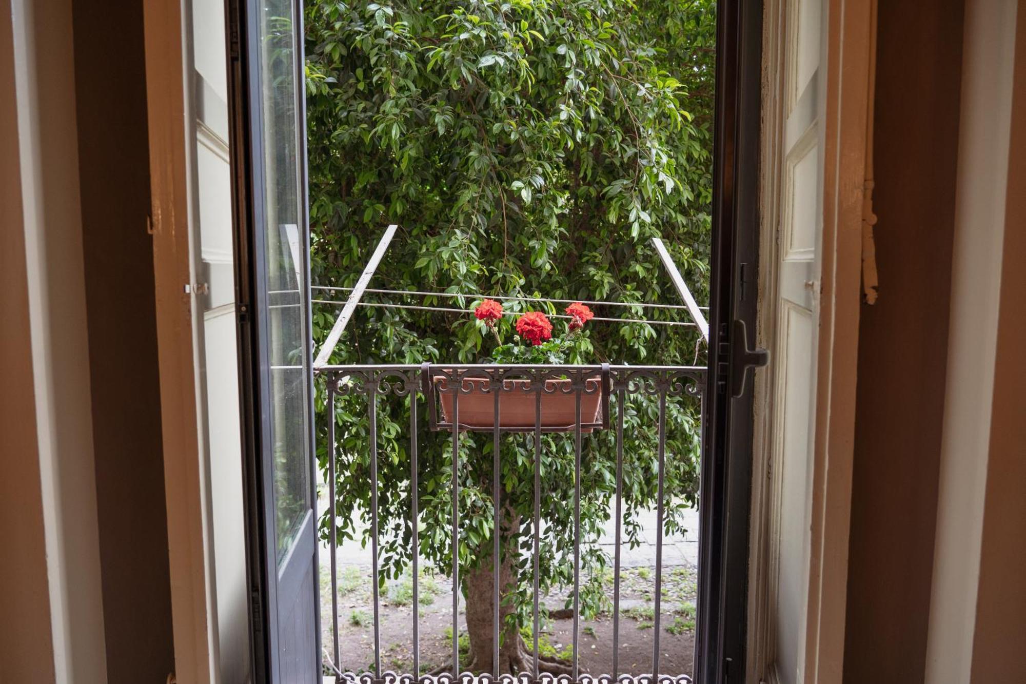 Bed and Breakfast Bed And Books CTA Exterior foto